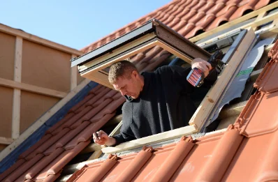 Pose de fenêtres de toit Velux à Mazerulles